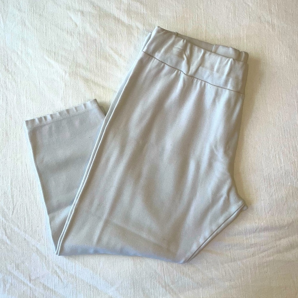 Logo by Lori Goldstein Off White Knit Twill Leggings